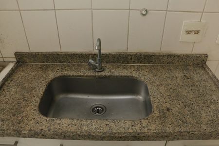 Apartamento para alugar com 64m², 2 quartos e 1 vagaCozinha - Torneira