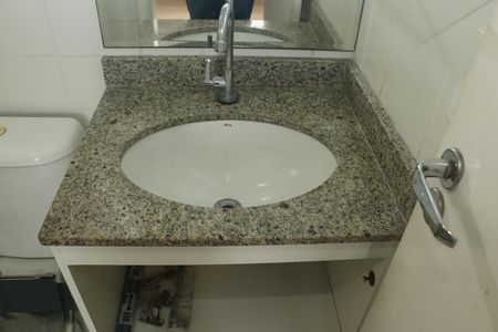 Apartamento para alugar com 64m², 2 quartos e 1 vagaBanheiro - torneira