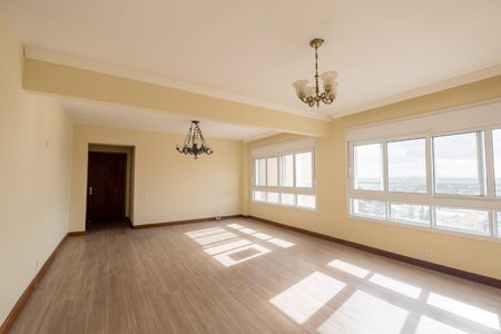 Sala de apartamento para alugar com 3 quartos, 136m² em Centro, Pelotas