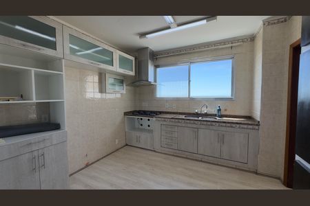 Cozinha de apartamento para alugar com 3 quartos, 136m² em Centro, Pelotas
