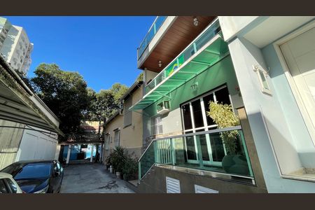 Fachada de casa à venda com 3 quartos, 142m² em Tijuca, Rio de Janeiro