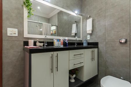 Banheiro da Suíte de casa à venda com 3 quartos, 142m² em Tijuca, Rio de Janeiro