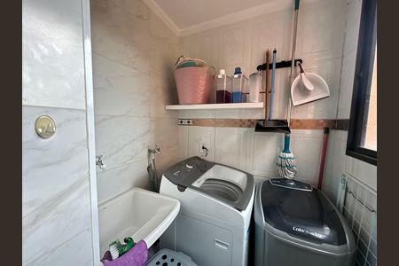 Área de Serviço de apartamento à venda com 2 quartos, 55m² em Residencial Morada dos Lagos, Barueri