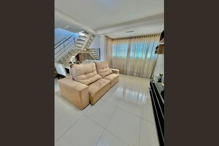 Apartamento para alugar com 4 quartos, 200m² em Santa Mônica, Uberlândia