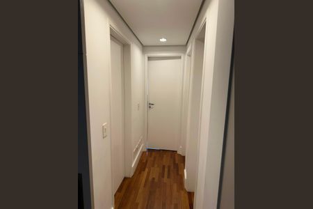 Corredor de apartamento para alugar com 3 quartos, 117m² em Vila Leopoldina, São Paulo