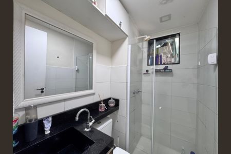 Banheiro Social de apartamento à venda com 3 quartos, 54m² em Vargem Pequena, Rio de Janeiro