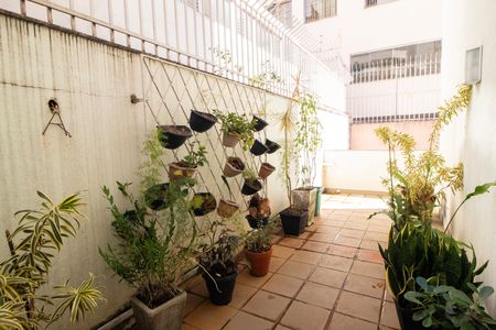 Área Privativa de apartamento à venda com 2 quartos, 140m² em Gutierrez, Belo Horizonte