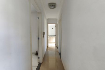 Corredor - Quartos de apartamento à venda com 2 quartos, 57m² em Parque das Camelias, Campinas