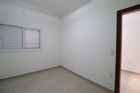 Quarto 1 de casa para alugar com 3 quartos, 250m² em Brasil, Uberlândia