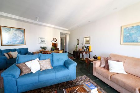 Apartamento à venda com 147m², 3 quartos e 2 vagas