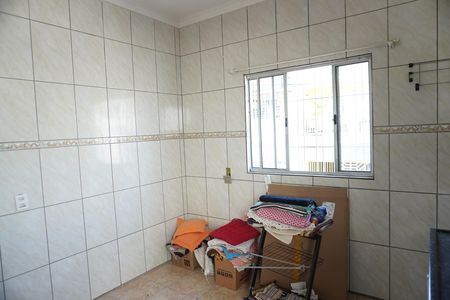 Casa para alugar com 1 quarto, 50m² em Parque Guaianazes, São Paulo