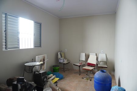 Casa para alugar com 1 quarto, 50m² em Parque Guaianazes, São Paulo