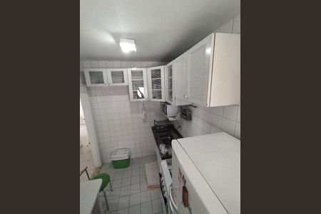 Cozinha de apartamento à venda com 2 quartos, 46m² em Santo Amaro, São Paulo