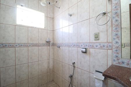 Casa para alugar com 280m², 3 quartos e 2 vagasBanheiro do Quarto 2