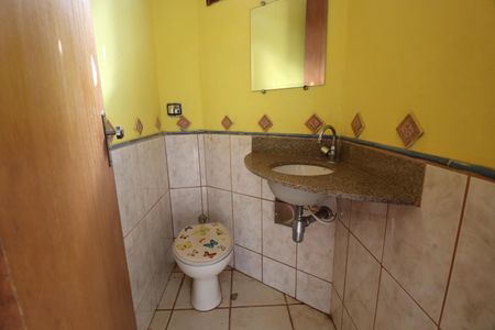 Casa para alugar com 280m², 3 quartos e 2 vagasLavabo