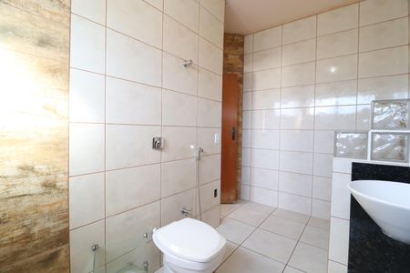 Casa para alugar com 280m², 3 quartos e 2 vagasBanheiro do Quarto 3