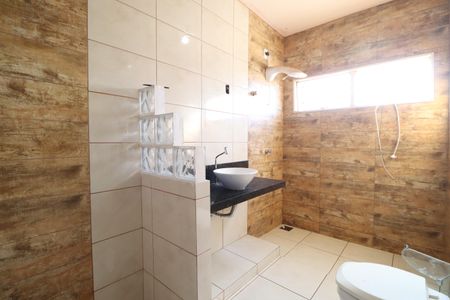 Casa para alugar com 280m², 3 quartos e 2 vagasBanheiro do Quarto 3