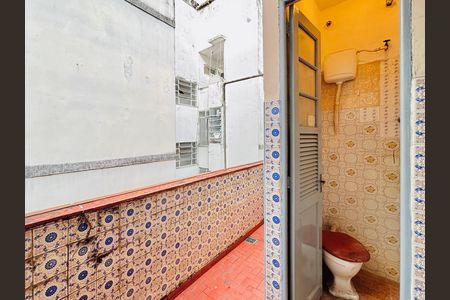Casa à venda com 196m², 4 quartos e sem vaga