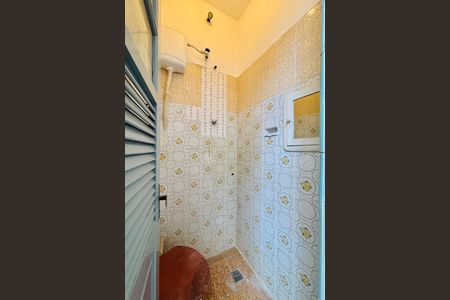 Casa à venda com 196m², 4 quartos e sem vaga