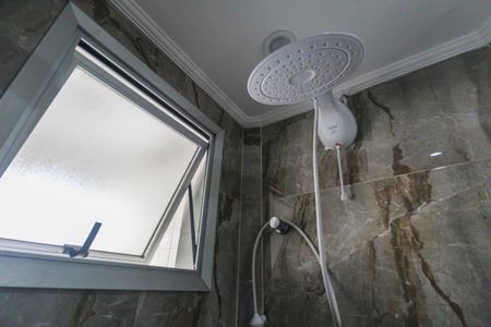 Banheiro de apartamento para alugar com 3 quartos, 58m² em Vila Ema, São Paulo