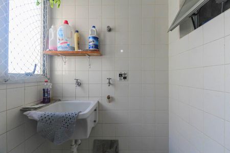 Área de Serviço de apartamento para alugar com 3 quartos, 58m² em Vila Ema, São Paulo