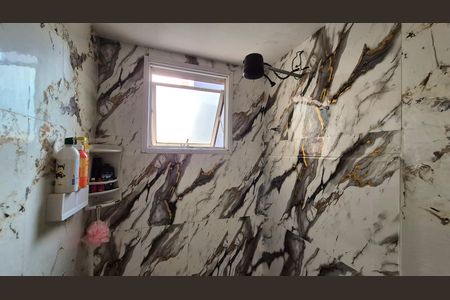 Banheiro de apartamento à venda com 2 quartos, 47m² em Vila Eldizia, Santo André