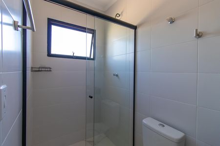 Banheiro do Quarto 3 - Suíte de casa de condomínio para alugar com 3 quartos, 70m² em Jardim Ipes, Cotia