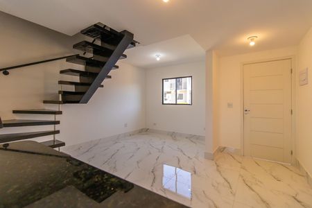 Sala de casa de condomínio para alugar com 3 quartos, 70m² em Jardim Ipes, Cotia