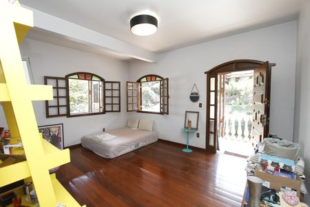 Sala de casa para alugar com 4 quartos, 340m² em Salgado Filho, Belo Horizonte