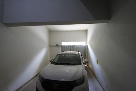 Garagem de casa para alugar com 4 quartos, 340m² em Salgado Filho, Belo Horizonte