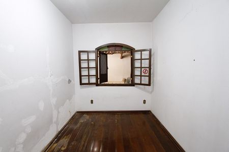 Quarto 1 de casa para alugar com 4 quartos, 340m² em Salgado Filho, Belo Horizonte