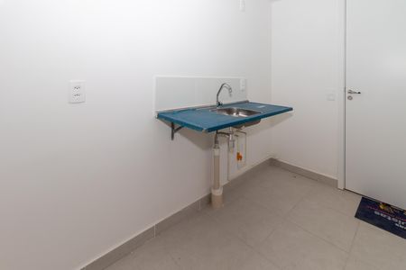 Cozinha de apartamento para alugar com 1 quarto, 24m² em Parque Industrial Tomas Edson, São Paulo
