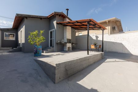 Quintal de casa à venda com 3 quartos, 255m² em Jardim Planalto, Campinas