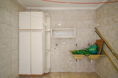 Área de Serviço de casa para alugar com 4 quartos, 255m² em Jardim Dracena, São Paulo
