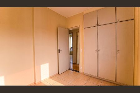 Apartamento para alugar com 76m², 3 quartos e 1 vaga Apartamento para alugar com 76m², 3 quartos e 1 vagaQuarto 2
