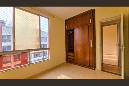 Apartamento para alugar com 76m², 3 quartos e 1 vaga Apartamento para alugar com 76m², 3 quartos e 1 vagaQuarto 3