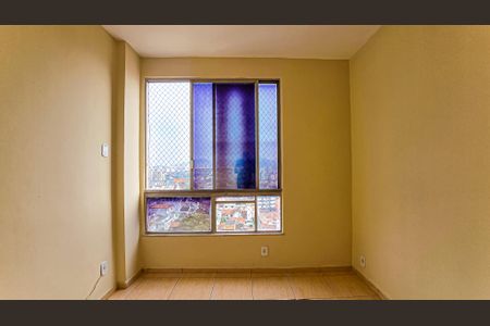 Apartamento para alugar com 76m², 3 quartos e 1 vaga Apartamento para alugar com 76m², 3 quartos e 1 vagaQuarto