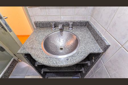 Apartamento para alugar com 76m², 3 quartos e 1 vaga Apartamento para alugar com 76m², 3 quartos e 1 vagaBanheiro