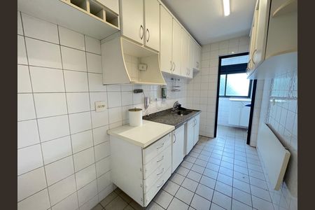 Apartamento para alugar com 74m², 3 quartos e 2 vagasCozinha