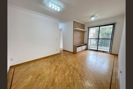 Apartamento para alugar com 74m², 3 quartos e 2 vagasSala