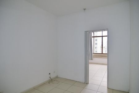 Apartamento à venda com 34m², 1 quarto e sem vaga