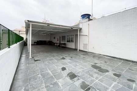 Apartamento à venda com 34m², 1 quarto e sem vaga