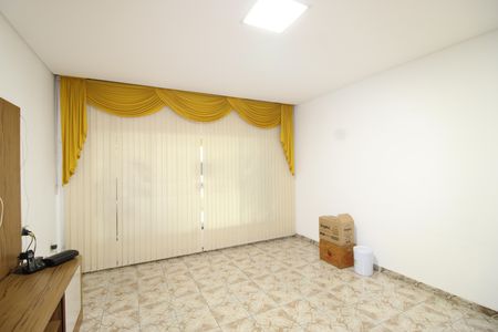 Sala de casa para alugar com 4 quartos, 146m² em Parque Cruzeiro do Sul, São Paulo