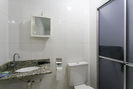 Banheiro de kitnet/studio à venda com 1 quarto, 34m² em Vila Nova Manchester, São Paulo