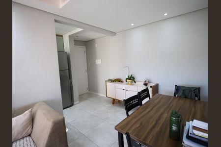 Sala de apartamento à venda com 2 quartos, 51m² em Jardim Roberto, Osasco