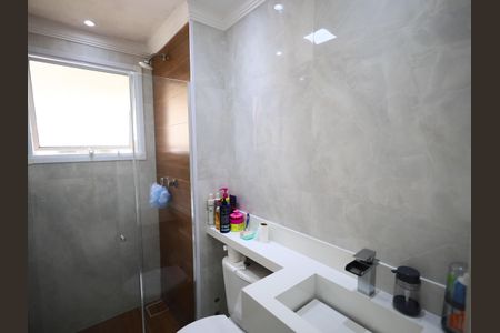 Banheiro de apartamento à venda com 2 quartos, 51m² em Jardim Roberto, Osasco