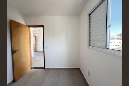 Apartamento para alugar com 2 quartos, 40m² em Vila Bertioga, São Paulo