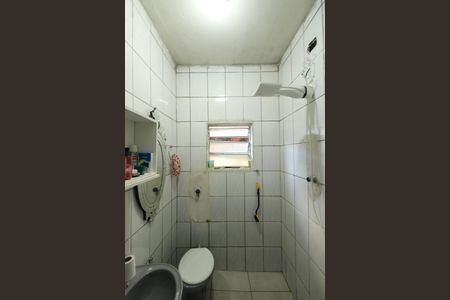 Banheiro de casa para alugar com 2 quartos, 150m² em Eldorado, Diadema