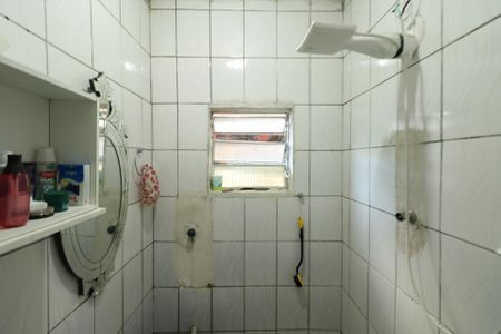 Banheiro de casa para alugar com 2 quartos, 150m² em Eldorado, Diadema
