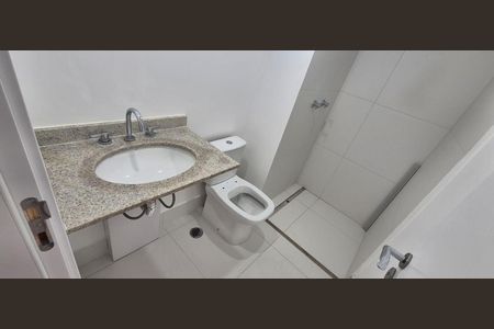 Banheiro de apartamento à venda com 3 quartos, 132m² em Butantã, São Paulo